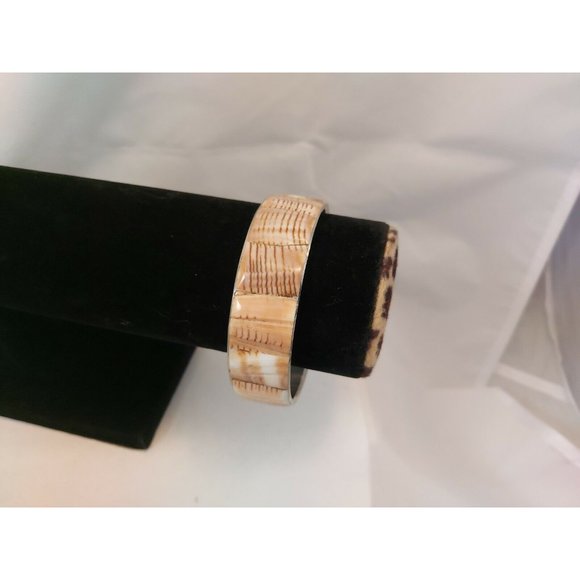 Vtg inlay Block Shell Bangle Bracelet Philippines Brown Cream Silver Tone Metal - Picture 4 of 11